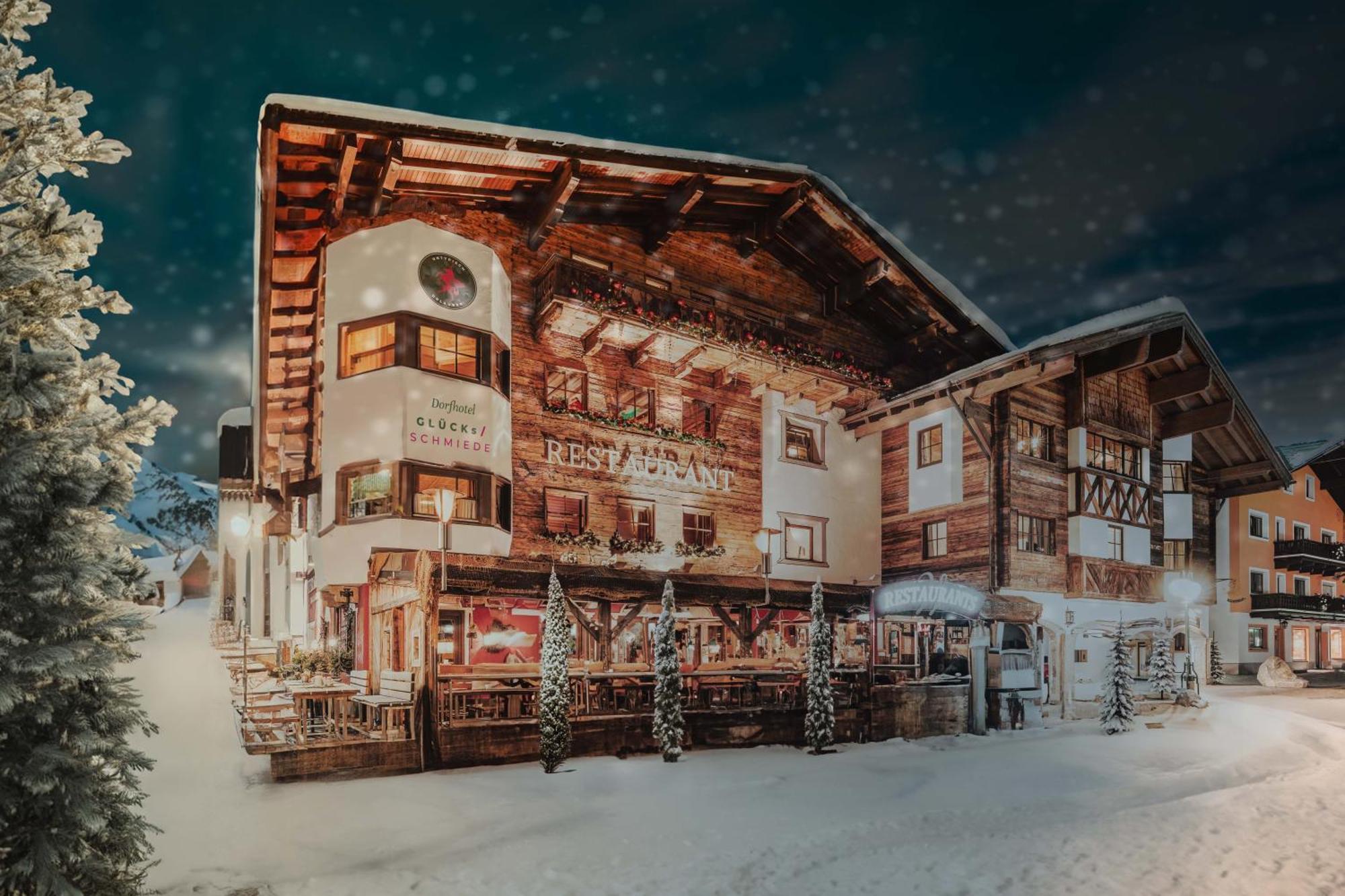 Hotel Gluecksschmiede - Hinterglemm Saalbach-Hinterglemm Exterior photo