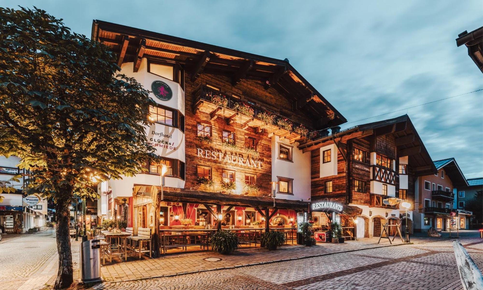 Hotel Gluecksschmiede - Hinterglemm Saalbach-Hinterglemm Exterior photo