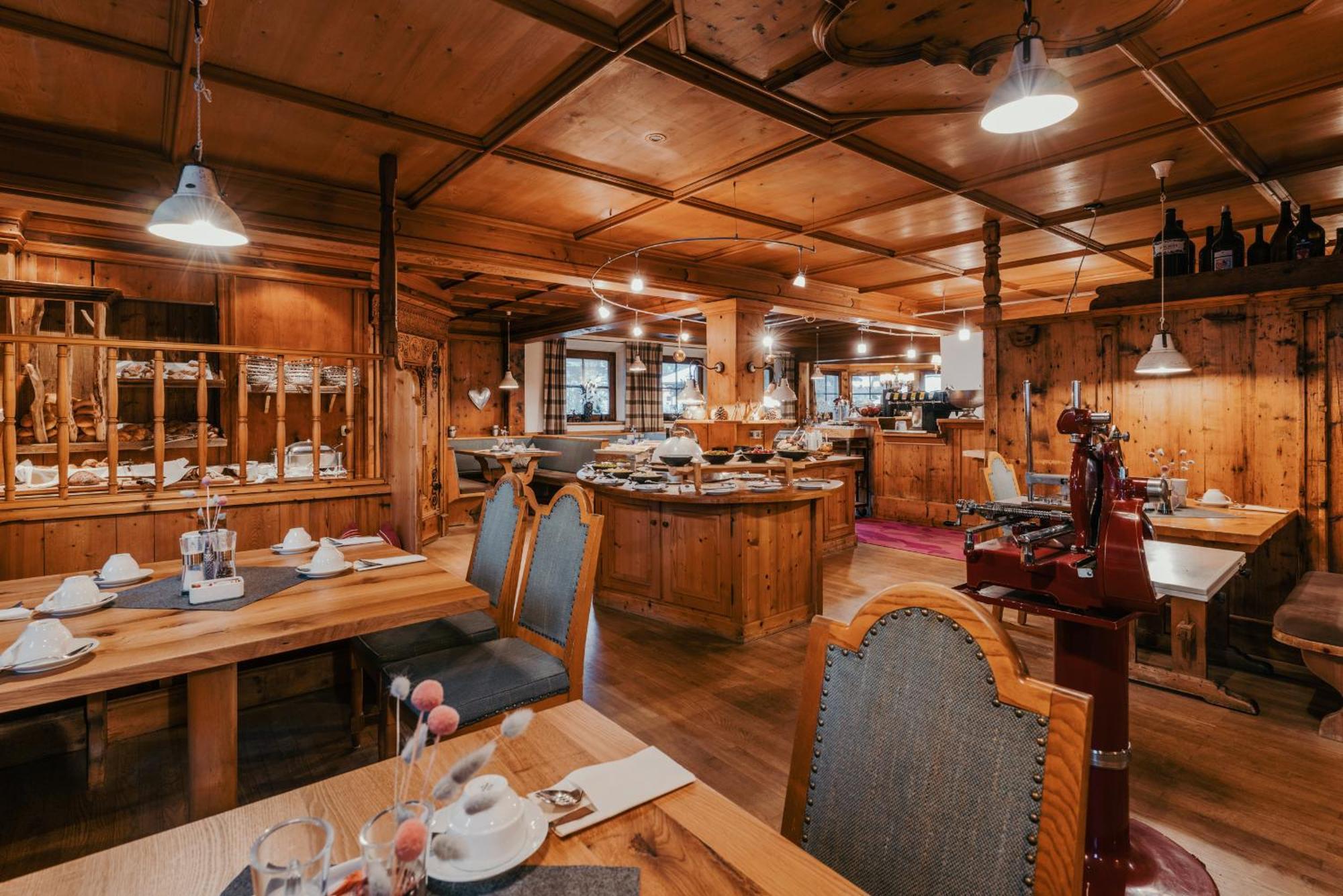 Hotel Gluecksschmiede - Hinterglemm Saalbach-Hinterglemm Exterior photo